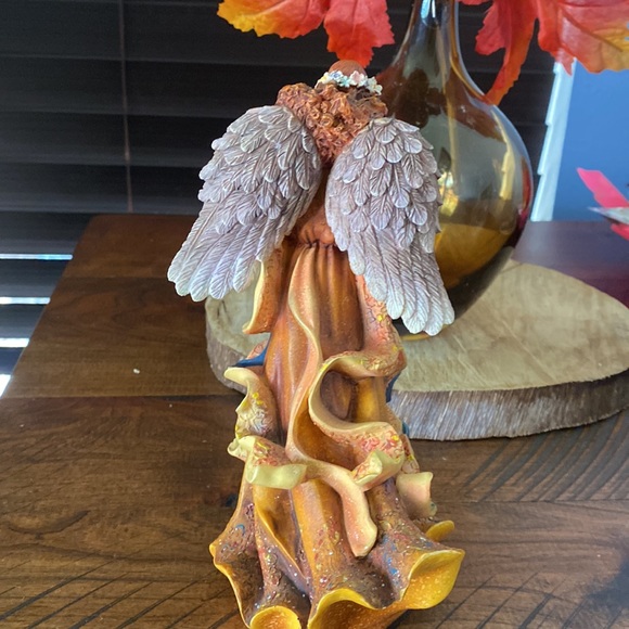 Magical Christmas Collection Sherwood’s - Picture 5 of 9